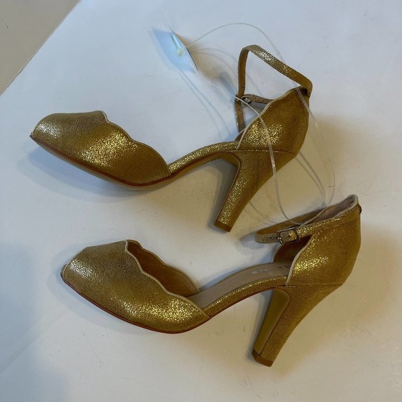 Modcloth Chelsea Crew Scallop Your Alley Heel - Picture 8 of 10